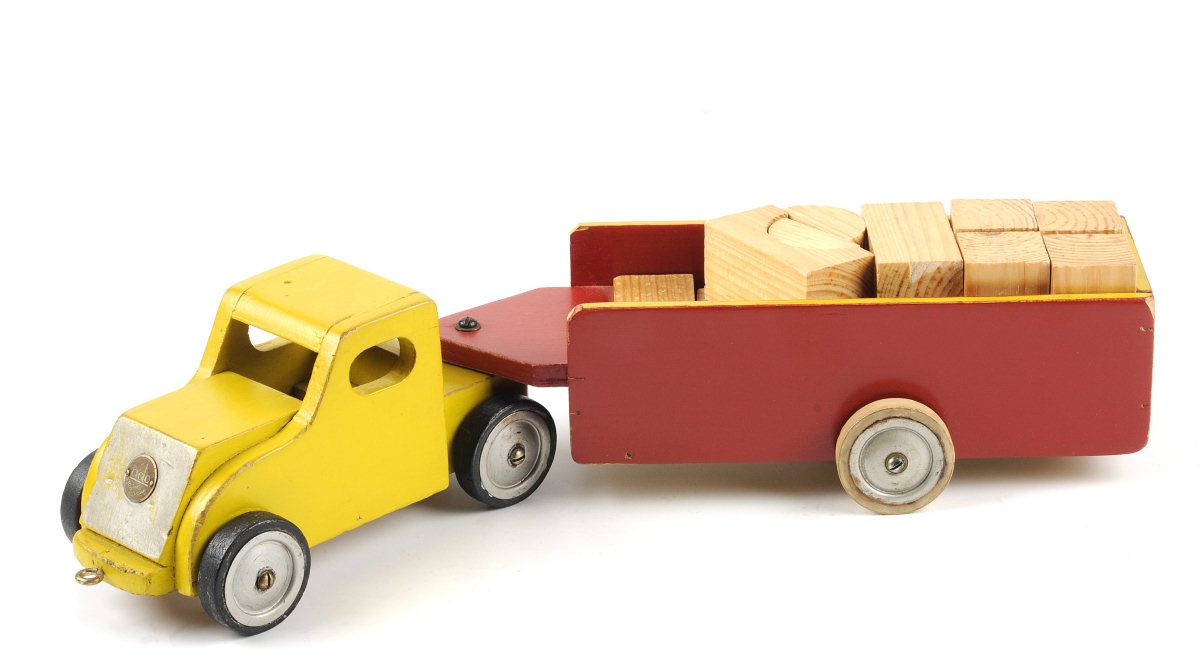 Claire Mediaan opslag Hoe TBC aan de wieg stond van solide speelgoedauto's | Mijn Gelderland